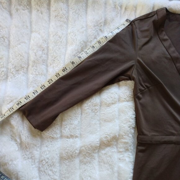 Lapis small brown wrap dress - Picture 10 of 11
